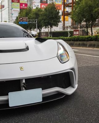 Ferrari F12 Carrozzeria in fibra di carbonio Kit F12 Novitec N-largo stile anteriore e posteriore arco del paraurti F12 spoiler del diffusore del labbro anteriore