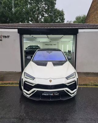 Lamborghini Urus Corpo in fibra di carbonio Kit URUS 1016 stile fibra di carbonio diffusore della bocca anteriore spoiler cappuccio arco della ruota