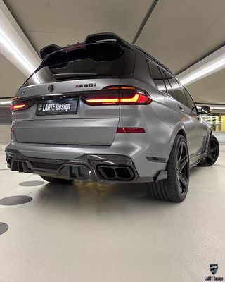 BMW X7 Corpo in fibra di carbonio Kit X7 stile LD diffusore di labbra anteriore in fibra di carbonio Arco di ruota spoiler del cofano