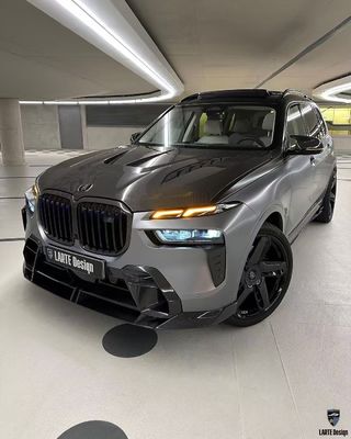 BMW X7 Corpo in fibra di carbonio Kit X7 stile LD diffusore di labbra anteriore in fibra di carbonio Arco di ruota spoiler del cofano