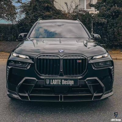 BMW X7 Corpo in fibra di carbonio Kit X7 stile LD diffusore di labbra anteriore in fibra di carbonio Arco di ruota spoiler del cofano