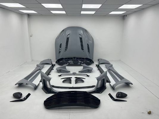 Aston Martin DB11 Carbon Fiber Body Kit DB11 stile mansory anteriore e posteriore coppiere gonna laterale parafango spoiler cappuccio
