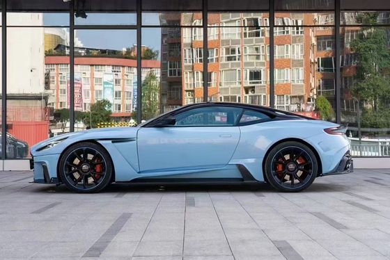 Aston Martin DB11 Carbon Fiber Body Kit DB11 stile mansory anteriore e posteriore coppiere gonna laterale parafango spoiler cappuccio