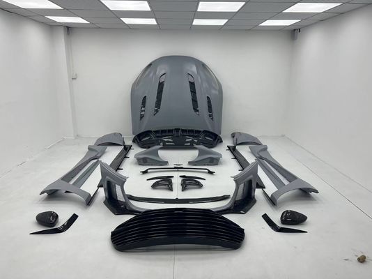 Aston Martin DB11 Carbon Fiber Body Kit DB11 stile mansory anteriore e posteriore coppiere gonna laterale parafango spoiler cappuccio