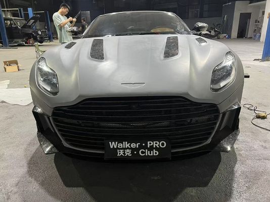 Aston Martin DB11 Carbon Fiber Body Kit DB11 stile mansory anteriore e posteriore coppiere gonna laterale parafango spoiler cappuccio