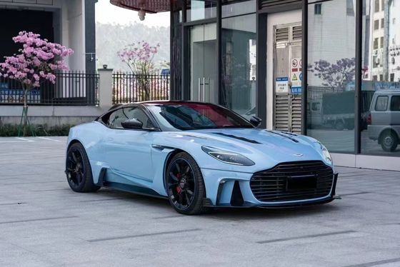 Aston Martin DB11 Carbon Fiber Body Kit DB11 stile mansory anteriore e posteriore coppiere gonna laterale parafango spoiler cappuccio