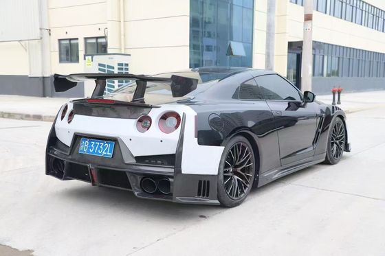 Nissan GTR Corpo in fibra di carbonio Kit GTR r35 Modernizzato 2024nismo stile spoiler paraurti anteriori e posteriori paraurti del cofano paraurti del cofano