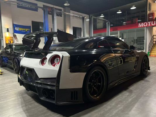 Nissan GTR Corpo in fibra di carbonio Kit GTR r35 Modernizzato 2024nismo stile spoiler paraurti anteriori e posteriori paraurti del cofano paraurti del cofano