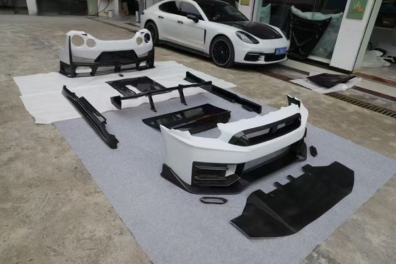 Nissan GTR Corpo in fibra di carbonio Kit GTR r35 Modernizzato 2024nismo stile spoiler paraurti anteriori e posteriori paraurti del cofano paraurti del cofano