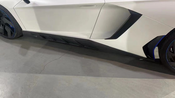 Per Lamborghini LP700 LP750 Carbon Fiber Body Kit LP700 750 Aggiornato Novi Front Shovel Side Skirt Body Kit