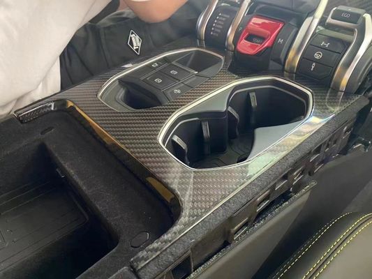 Interni in fibra di carbonio per Lamborghini Urus Urus Fibra di carbonio Superficie centrale di controllo dell'aria condizionata