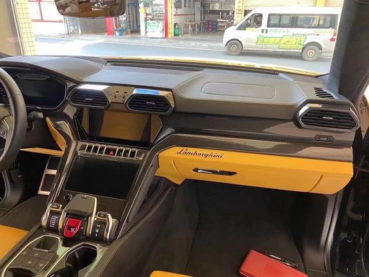 Interni in fibra di carbonio per Lamborghini Urus Urus Fibra di carbonio Superficie centrale di controllo dell'aria condizionata