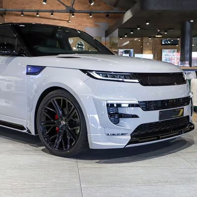 Fibra di carbonio Range Rover Sport Body Kit LM Style Labbro anteriore Arco ruota auto