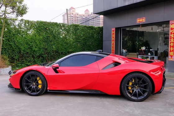 Per la Ferrari SF90 Dry Carbon Fiber Body Kit SF90 OEM Style Carbon Fiber Front Lip Diffuser Spoiler Side Skirt