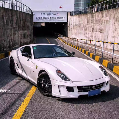 Per Ferrari 599 Body Kit 599 VORS Upgraded Style Frontale e posteriore Paraurti Side Skirt Spoiler Carbon Fiber Body Kit