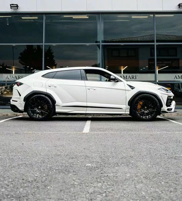1016 Style Wide Body Kit per Lamborghini Urus Fibra di carbonio Kit di corpo Urus Fibra di carbonio Frontale Lips Diffuser Spoiler Hood Wide-body