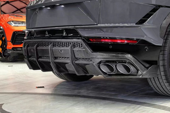 2023-2024 Lamborghini Body Kit URUS Top Style Kit di spoiler per diffusore labiale frontale