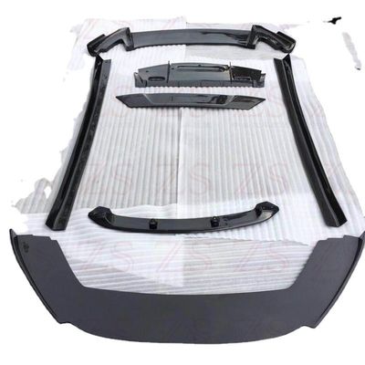 Per la Ferrari California Carbon Fiber Body Kit California Aggiornato per lo stile Hamann Spade anteriore diffusore posteriore