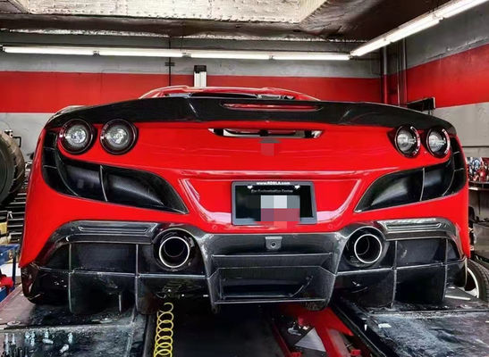 Per Ferrari F8 Kit corpo in fibra di carbonio F8 KEYVANY stile aggiornato Kit corpo a sfera frontale diffusore spoiler