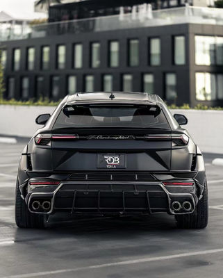 Corpo di Lamborghini nero URUS 1016 Hood Spoiler Wide Body Kit