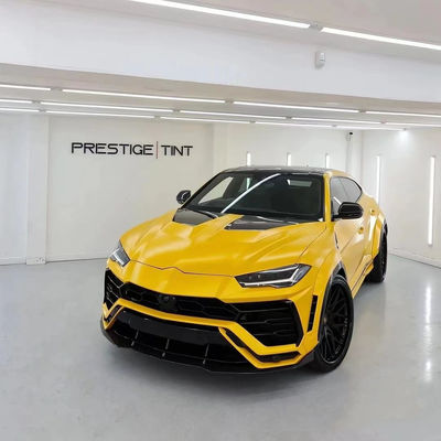 1016 Style Lamborghini Body Kit Urus Fibra di carbonio Diffusore della bocca anteriore Spoiler Hood Bianco