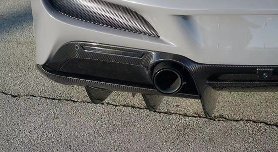 Ricambi auto per Ferrari F8 Carrozzeria in fibra di carbonio Kit F8 Aggiornamento Novi Style Diffusore in fibra di carbonio