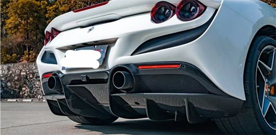 Ricambi auto per Ferrari F8 Carrozzeria in fibra di carbonio Kit F8 Aggiornamento Novi Style Diffusore in fibra di carbonio