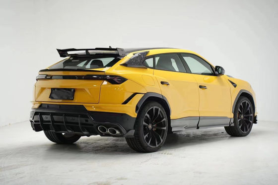 URUS Lamborghini Body Kit 2018-2019 Fibra di carbonio Diffusore labiale frontale Urus Wide Body Kit