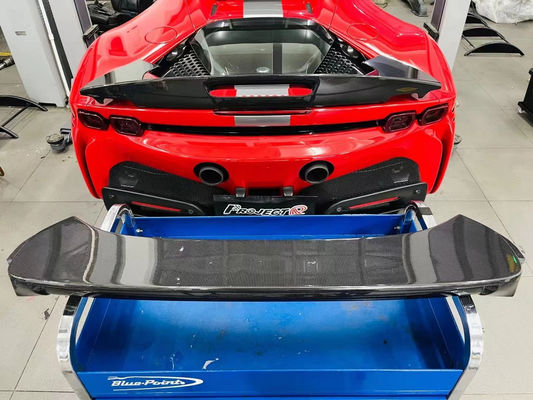 Spoiler in fibra di carbonio Spoiler in fibra di carbonio per Ferrari SF90 SF90 Upgraded OEM Style Spoiler Tail