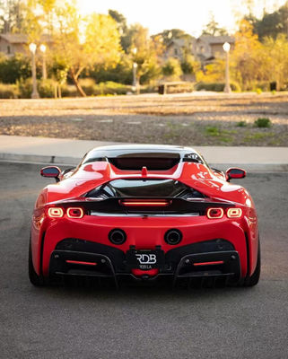 Per Ferrari SF90 Carrozzeria in fibra di carbonio SF90 Upgrade RYFT Style Jump Down Front Lip Diffuser Spoiler Body Kit