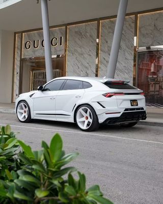 Lamborghini URUS Carbon Body Kit NT Stile Lips Diffuser Front Spoiler Custom Wide Body Kits