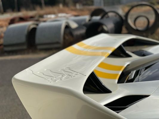 Ferrari 488pista spoiler a fibra di carbonio