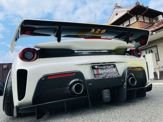Ferrari 488pista spoiler a fibra di carbonio
