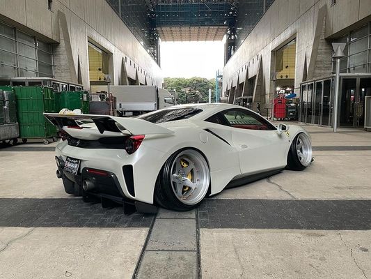 Ferrari 488pista spoiler a fibra di carbonio