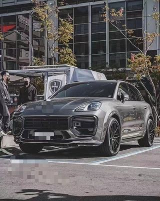 Kit di carrozzeria in fibra di carbonio Cayenne per Porsche Cayenne MTR Kit di carrozzeria in fibra di carbonio secca