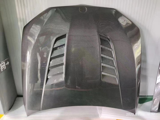 Per la BMW Serie 5 G30 G38 F90 Copertura del motore in fibra di carbonio G30 G38 F90 Copertura del portello del motore in fibra di carbonio secca