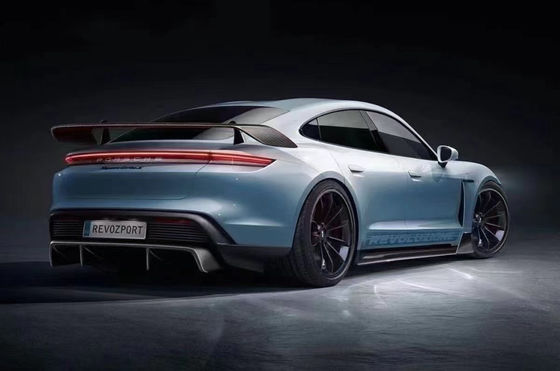 Ricambi auto per Porsche Taycan Kit di carrozzeria in fibra di carbonio TAYCAN Upgrade REVOZPORT Style