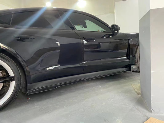 Ricambi auto per Porsche Taycan Kit di carrozzeria in fibra di carbonio TAYCAN Upgrade REVOZPORT Style