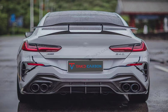 Ricambi auto per BMW Serie 8 G14 G15 G16 840i Carbon Fiber Body Kit 840i Carbon Fiber Front Scoop Diffused Spoiler Side Skirt