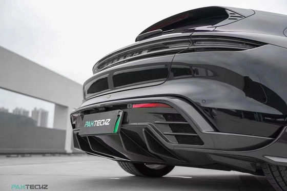 Kit di carrozzeria in fibra di carbonio secca per Porsche Taycan Taycan Upgrade PAKTECHZ Style