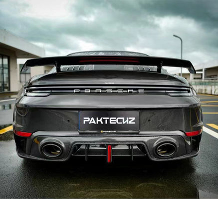 Per Porsche 992 Turbo Spoiler in fibra di carbonio 992 Turbo Upgrade Paktechz Style Spoiler di copertura in fibra di carbonio