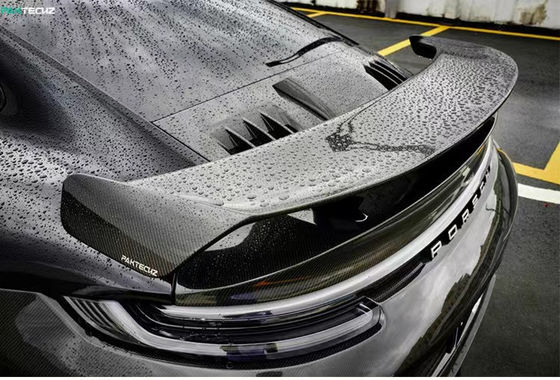Per Porsche 992 Turbo Spoiler in fibra di carbonio 992 Turbo Upgrade Paktechz Style Spoiler di copertura in fibra di carbonio