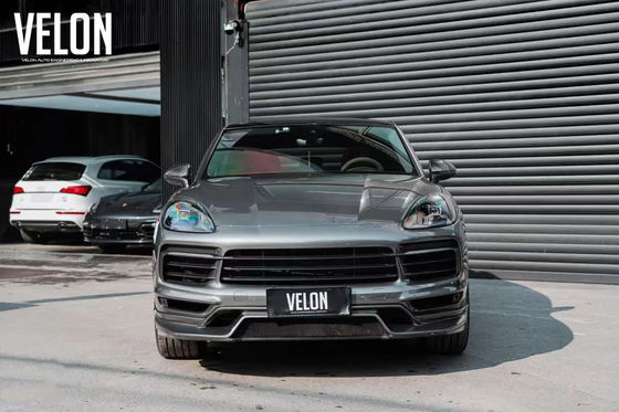 Sostituzione 2019 Porsche Cayenne Body Kit Side Skirts Dry Carbon Fiber Diffuser Spoiler