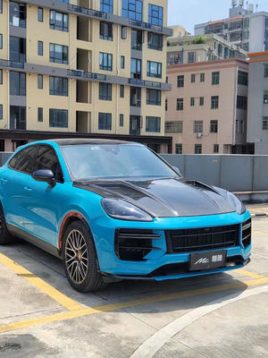 2019 Black Porsche Cayenne Body Kit TH Style Hood Motor Cover Fibra di carbonio secca