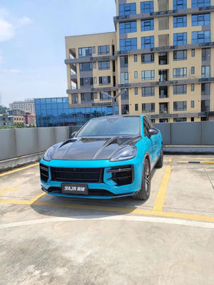 2019 Black Porsche Cayenne Body Kit TH Style Hood Motor Cover Fibra di carbonio secca