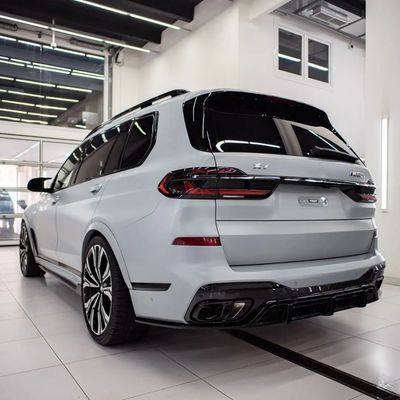 Per la BMW X7 Kit corpo in fibra di carbonio X7 Kit corpo in fibra di carbonio diffusore della bocca anteriore spoiler cappuccio gonna laterale