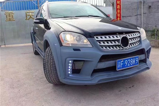 WALD Style Wide Bodyki per Mercedes W164 ML300 ML350 ML400 ML500 ML63 Body Kit Prima e posteriore copribatterie gonne laterali