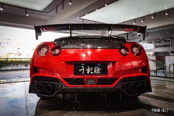 Per Nissan GTR Body Kit GTR R35 aggiorna il kit di carrozzeria in fibra di carbonio di stile VARIS