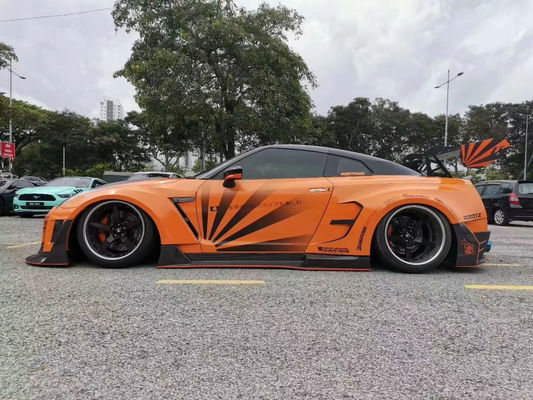 Customized 2022 Nissan Body Kit Front And Rear GTR R35 Car Bumper Covers