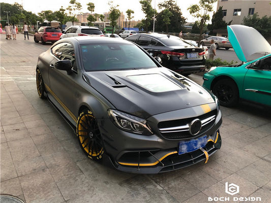 Copertura in fibra di carbonio per Benz C63 Coupé Materiale in fibra di carbonio C63 Cappa in fibra di carbonio Cappa motore